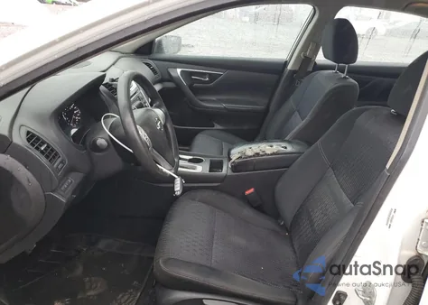 2016 Nissan Altima 2.5 z USA, uszkodzony, nr VIN 1N4AL3AP2GC123967